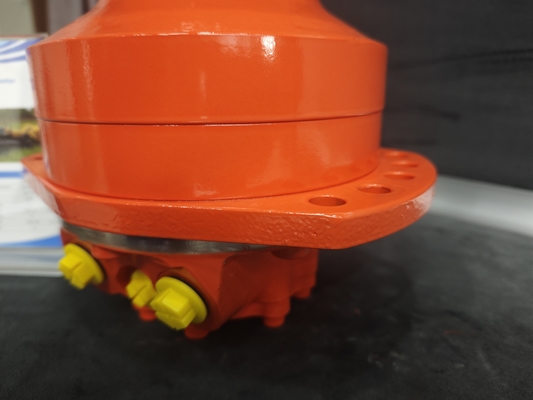 2950-5100 N.m Drehmoment Hydraulischer Kolbenmotor Leichtgewicht mit 100-125r/min Geschwindigkeit